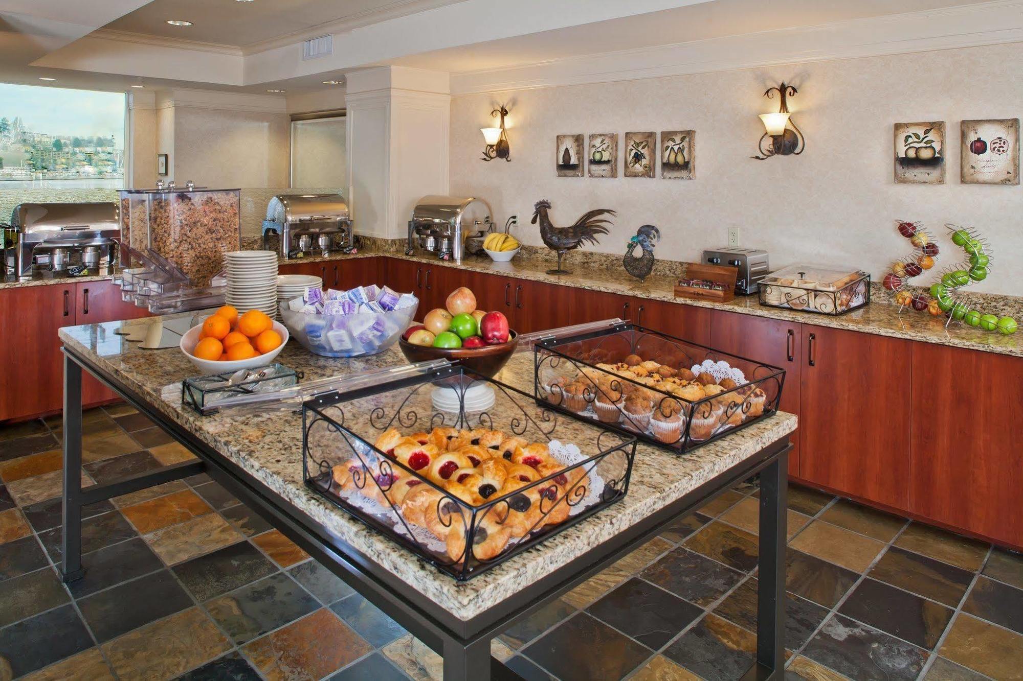 Silver Cloud Hotel - Seattle Lake Union Екстериор снимка
